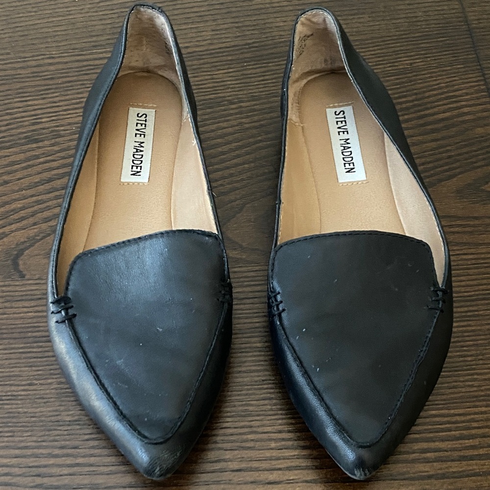 Steve Madden Black Leather Pointed Flats